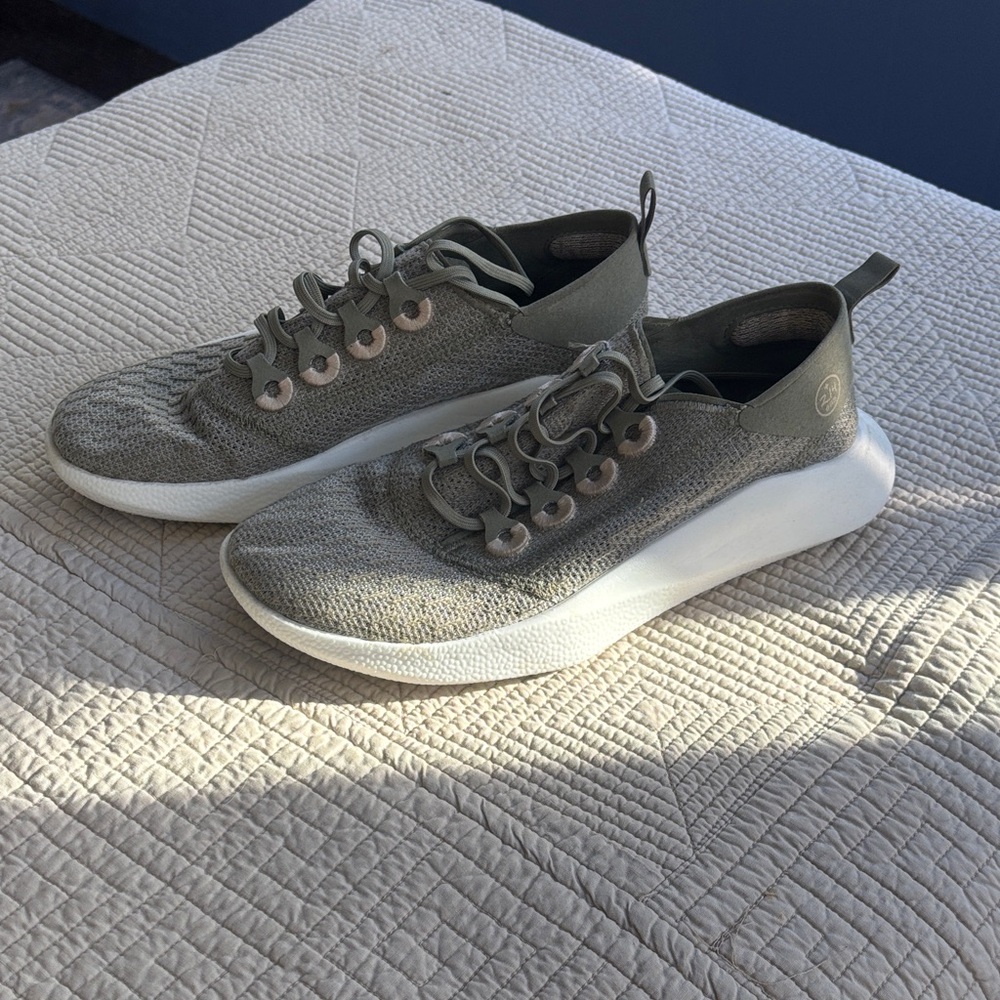 Allbirds Women's Athletic Shoes in Sage and White